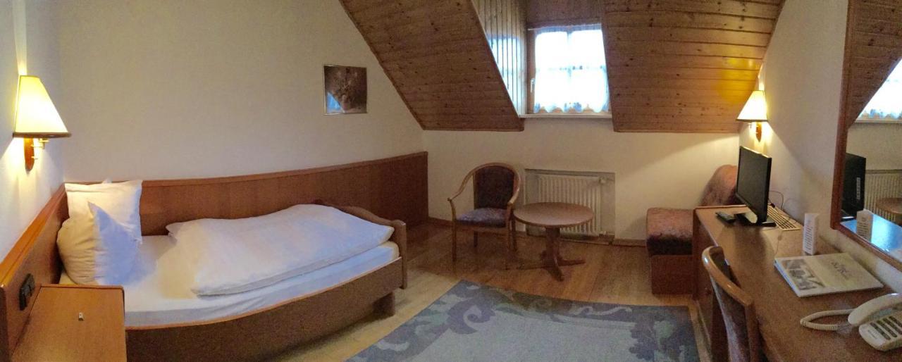 Fogad\u00F3 az \u00D6reg Pr\u00E9shez Hotel Mór Kültér fotó
